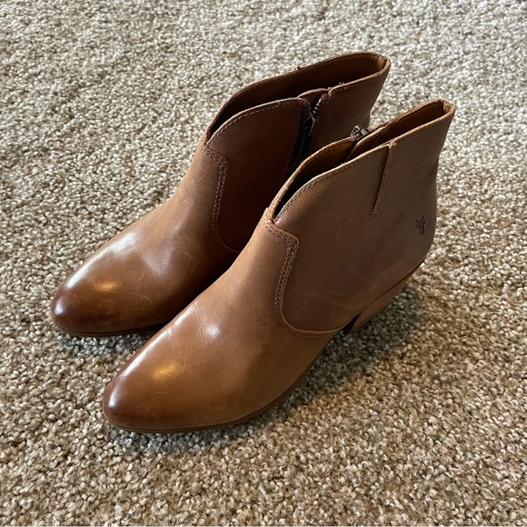 Frye Shoes - Frye Jennifer Ankle boots cognac brown leather